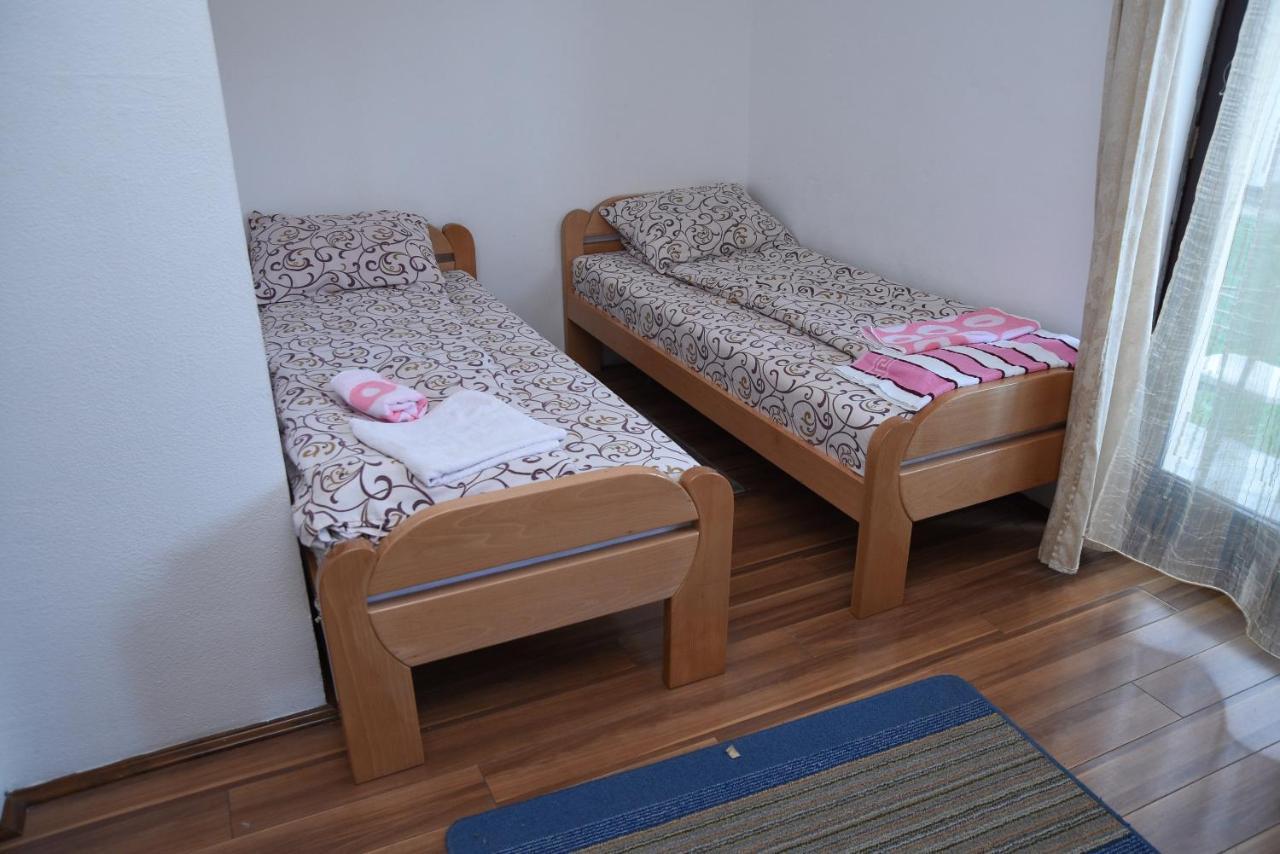 Mm Narcis Bed and Breakfast Vlasina Rid Eksteriør billede