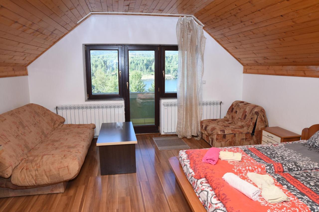 Mm Narcis Bed and Breakfast Vlasina Rid Eksteriør billede