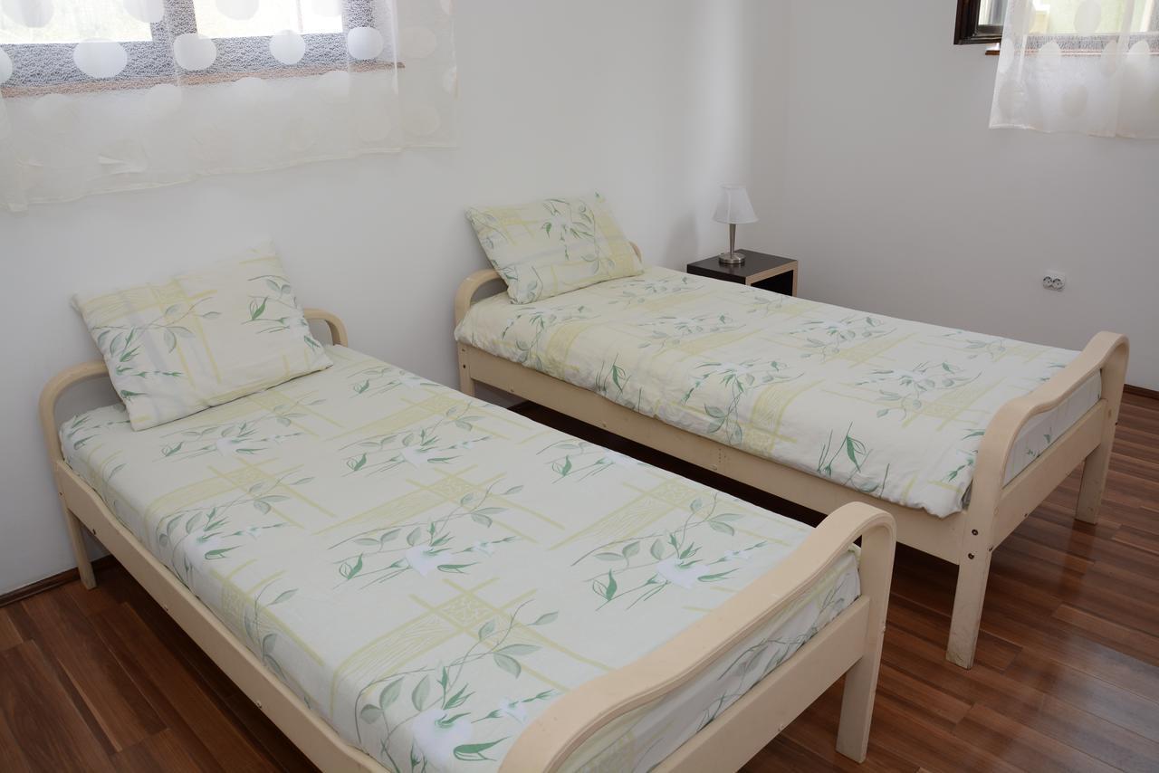 Mm Narcis Bed and Breakfast Vlasina Rid Eksteriør billede