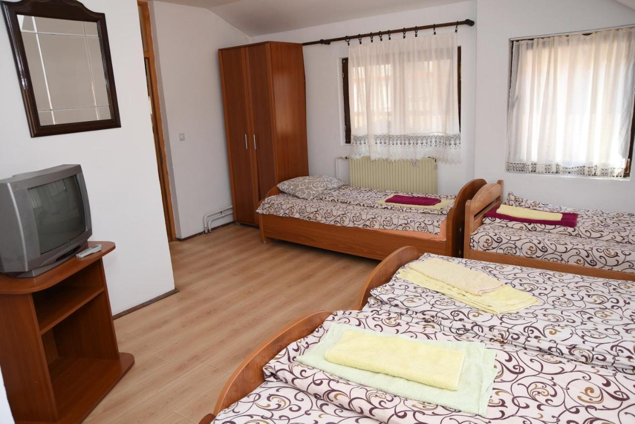 Mm Narcis Bed and Breakfast Vlasina Rid Eksteriør billede