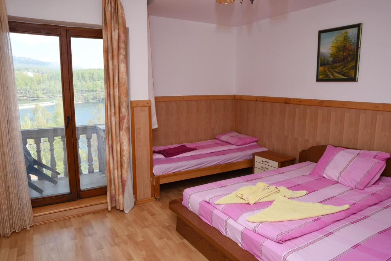 Mm Narcis Bed and Breakfast Vlasina Rid Eksteriør billede