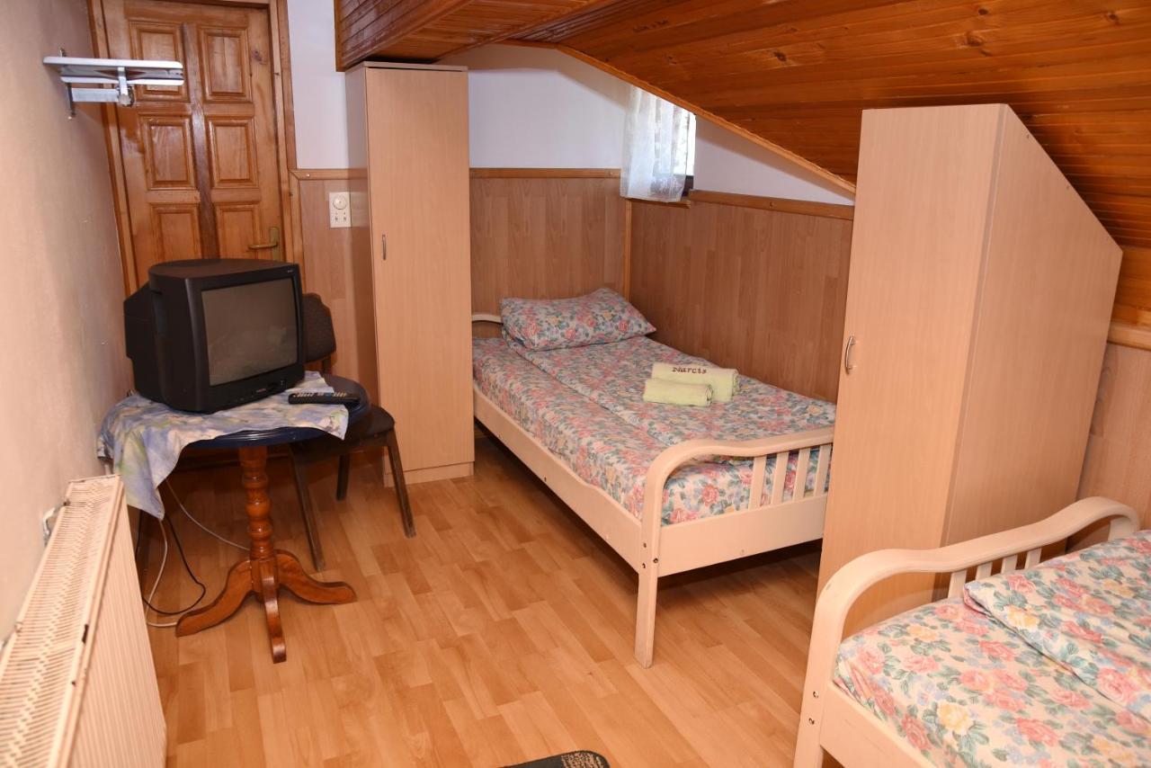 Mm Narcis Bed and Breakfast Vlasina Rid Eksteriør billede